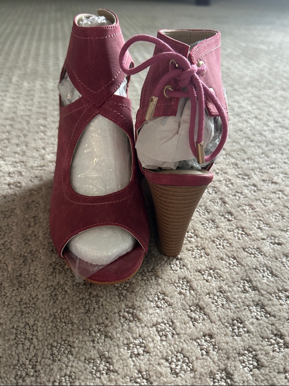 Pink wedge open toe sandal 🩷
